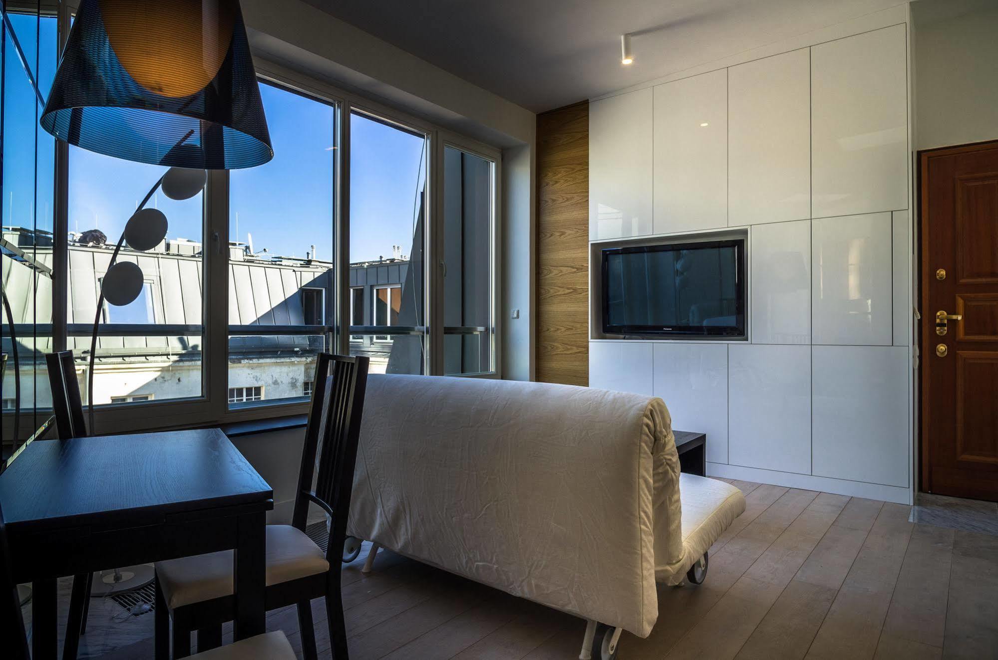 Residence Okolnik Apartments ワルシャワ エクステリア 写真